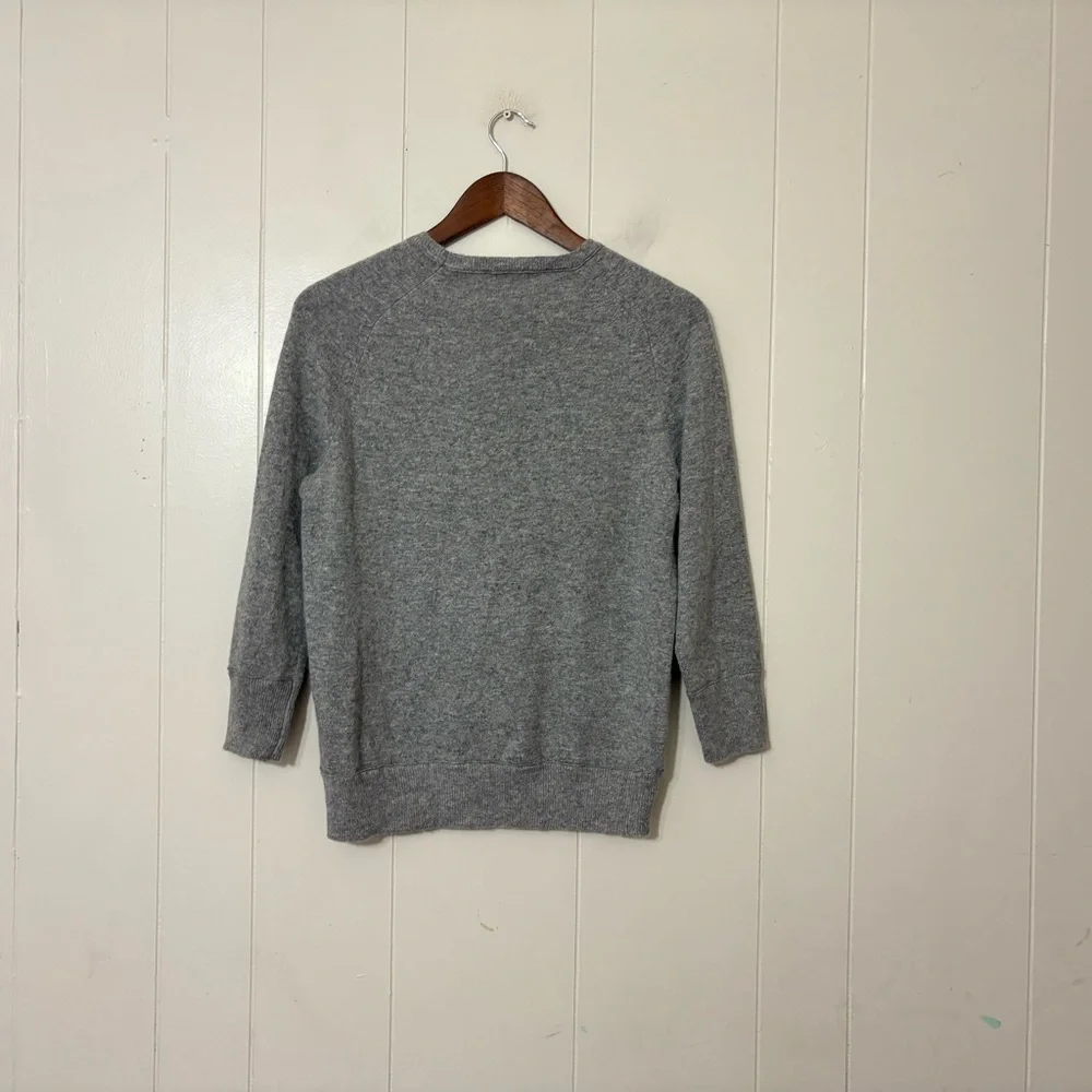 J.Crew women’s fine-gauge Merino Wool Cashmere Blend Crewneck Sweater Gray M
